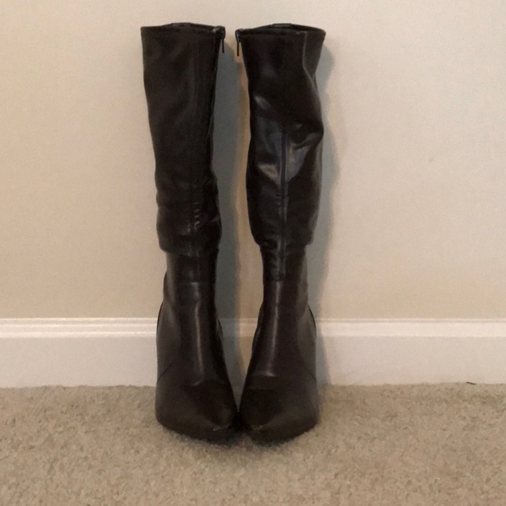 Kenneth Cole Boots
